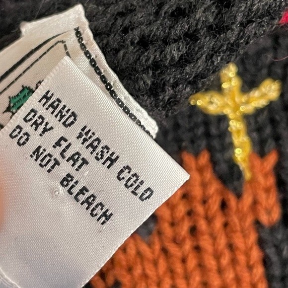 Vintage Santa Reindeer Snowflake Toys Mistletoe Christmas Ugly Holiday S… - Picture 8 of 8